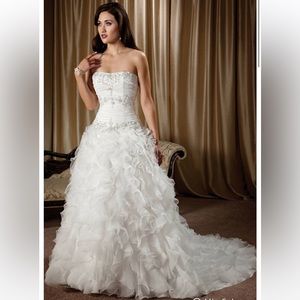 MIA SOLANO BRIDAL M1200Z Size 2 Wedding Dress